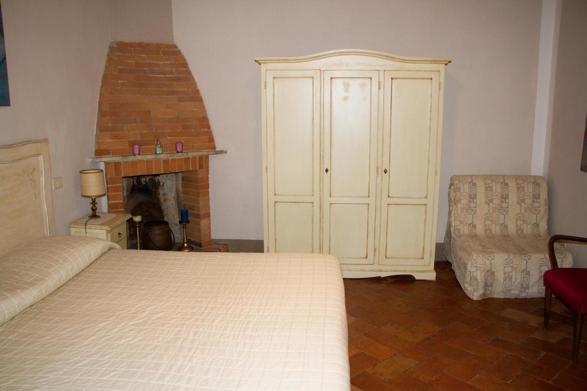 Santa Croce Charme Apartment Арецо Екстериор снимка