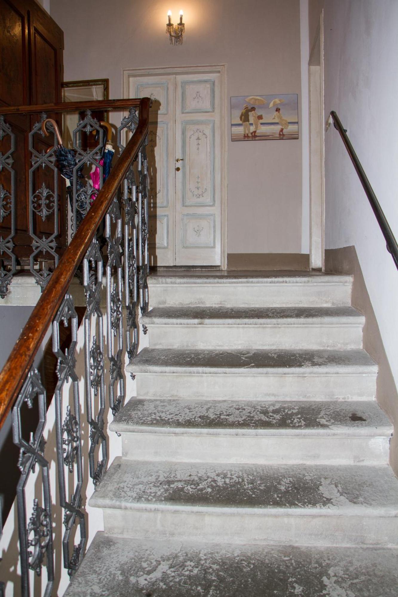 Santa Croce Charme Apartment Арецо Екстериор снимка