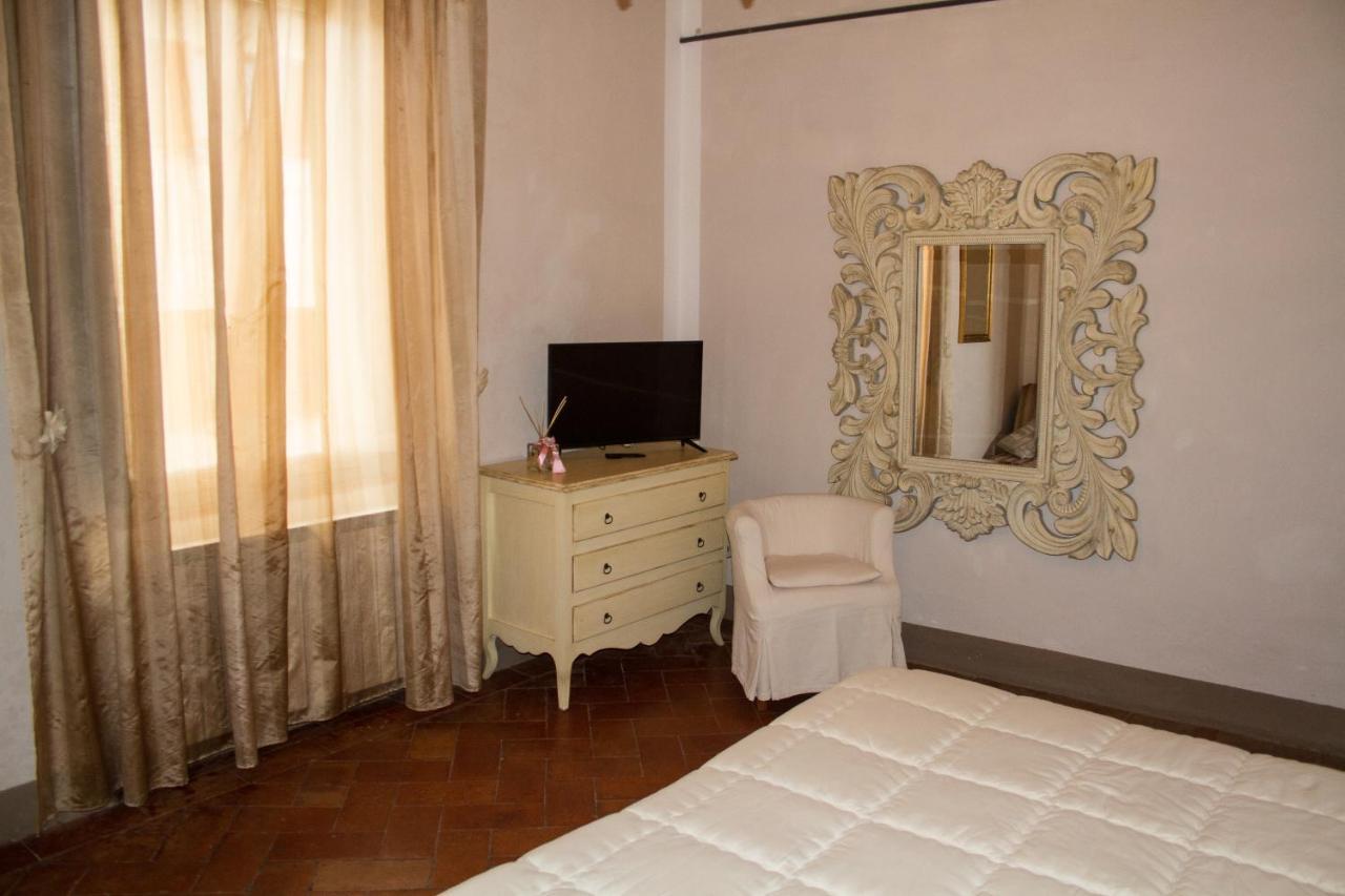 Santa Croce Charme Apartment Арецо Екстериор снимка